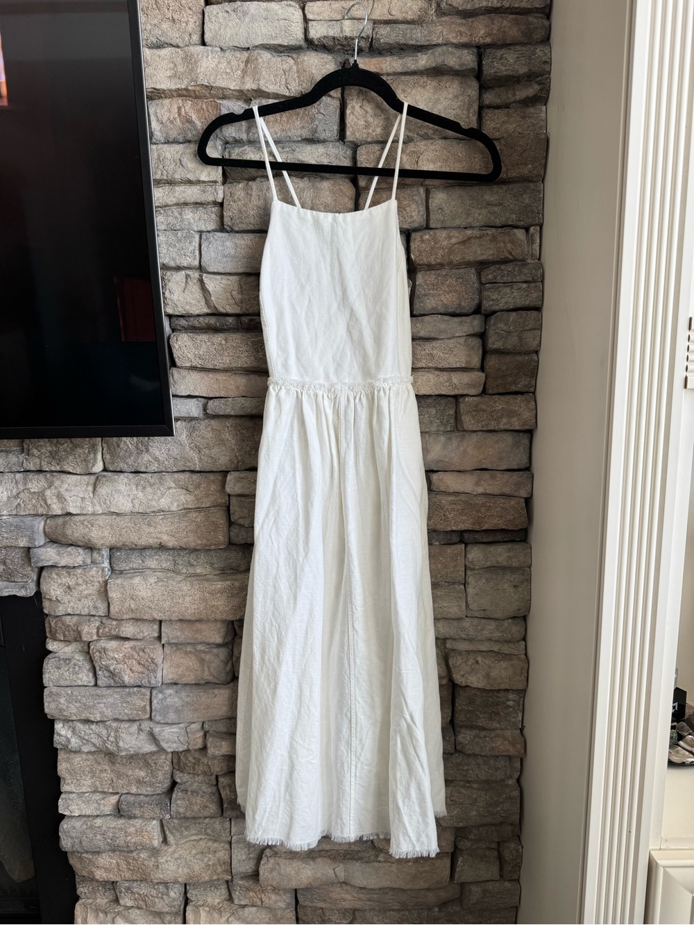 Aritzia Hymne Spaghetti-Strap Midi Dress